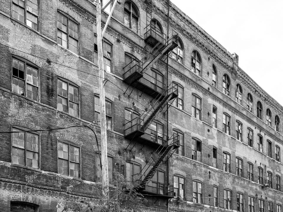 The Standard Stamping Company factory was built in stages from 1887–1892, and another in 1920. It was founded in 1881 in St. Louis by German immigrant George Wiegand.